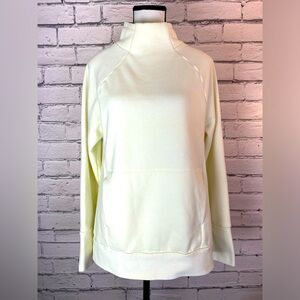 Fabletics Womens Modern Cream Fleece Pullover Sweatshirt Thumb Holes Size Medium